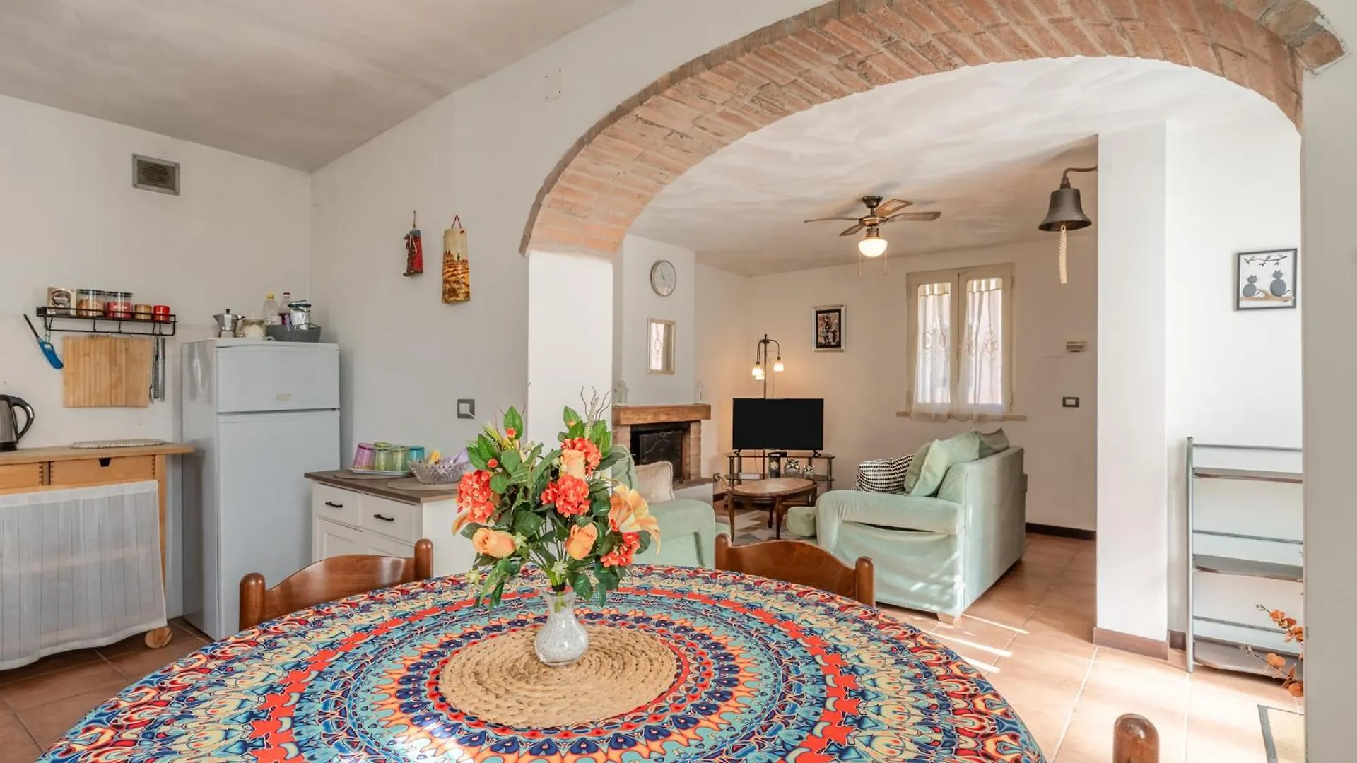 Casa Simi - Holiday Home Chiesina Uzzanese