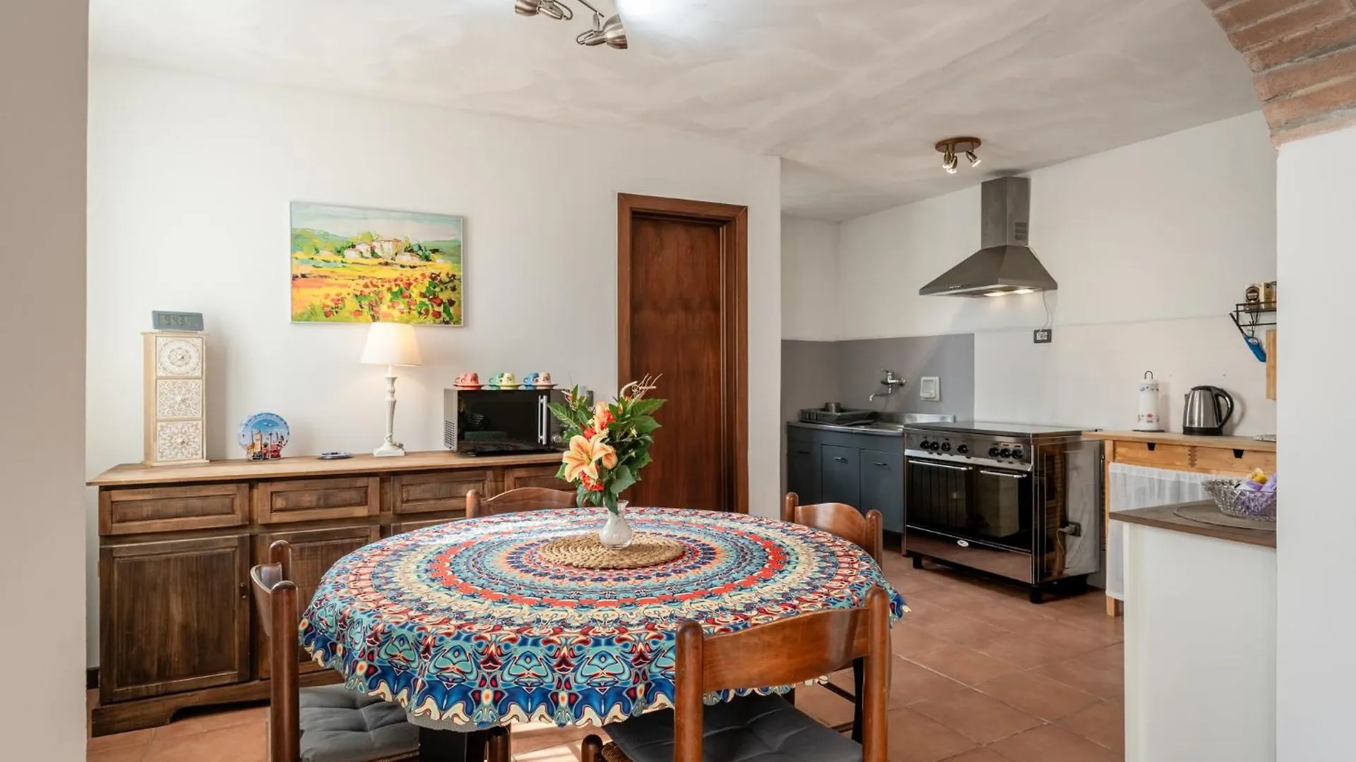 Casa Simi - Holiday Home Chiesina Uzzanese Italia