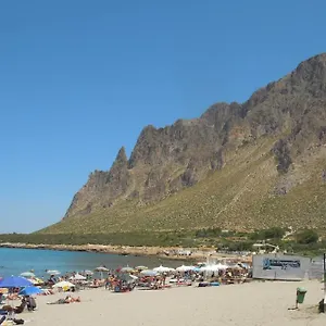 https://acquamarina-custonaci.sicilyhotelsitaly.net